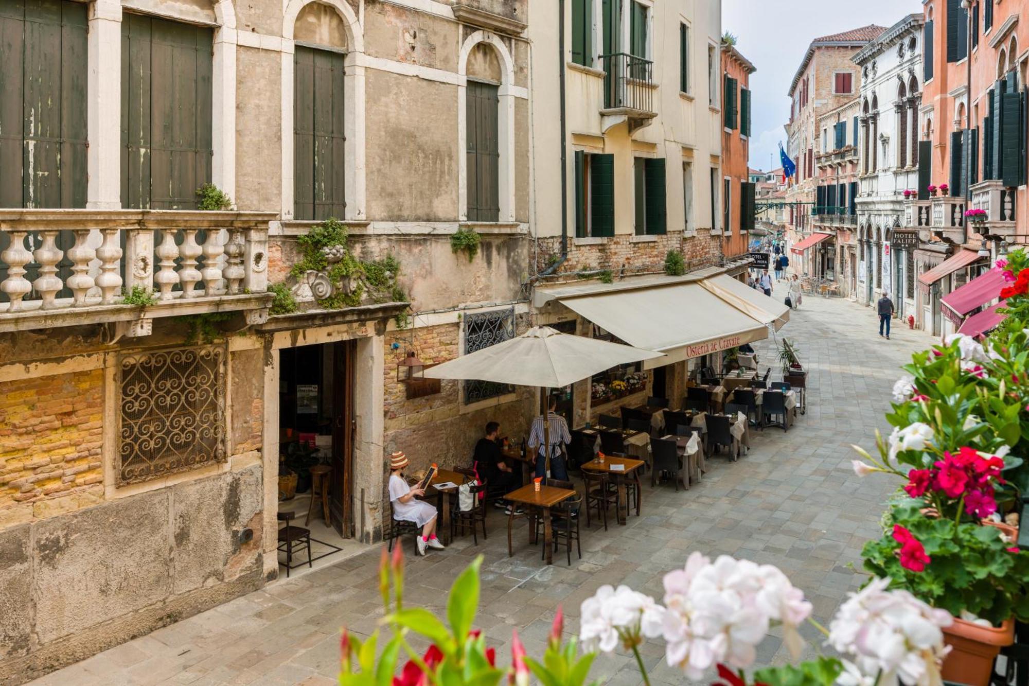 Ca Del Bezzo - Comfort & View Apartment