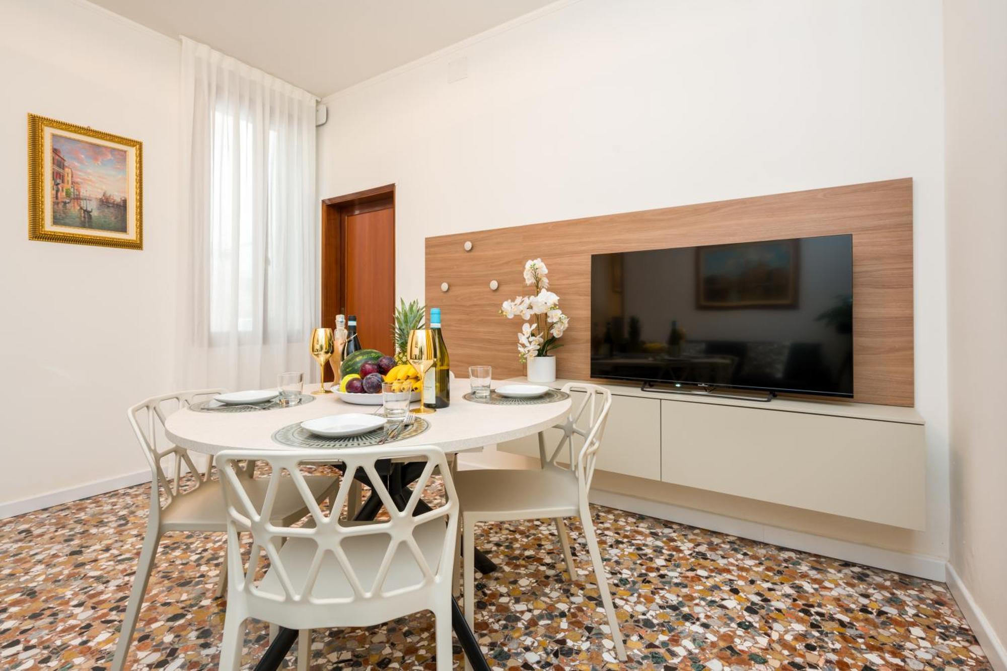 Ca Del Bezzo - Comfort & View Apartment